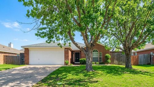 4905 Fox Ridge Ln, McKinney, TX, 75071-7880 | Card Image