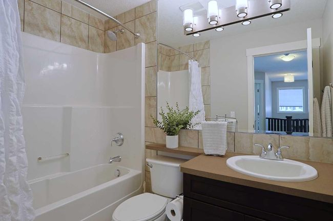 41 Rockford Terrace Nw, House other with 4 bedrooms, 4 bathrooms and 4 parking in Calgary AB | Image 26