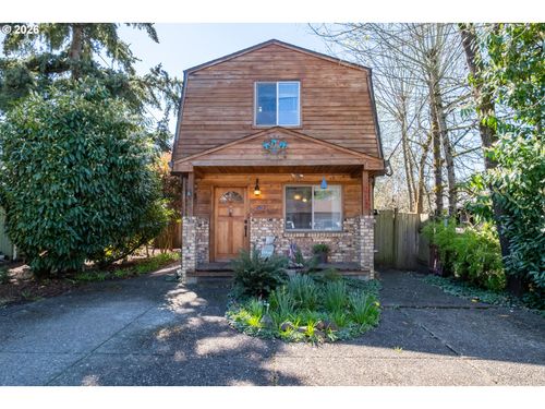 612 Kay Ave, Brownsville, OR, 97327-2209 | Card Image