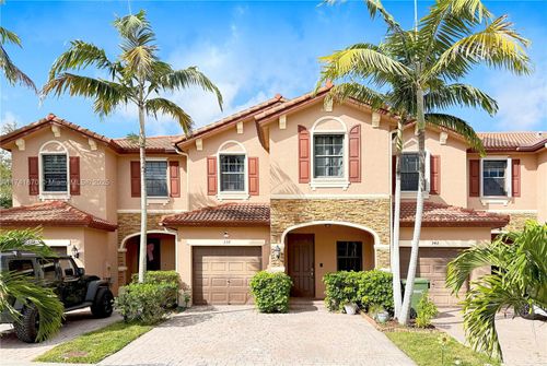 338 Ne 37th Ave, Homestead, FL, 33033-6224 | Card Image