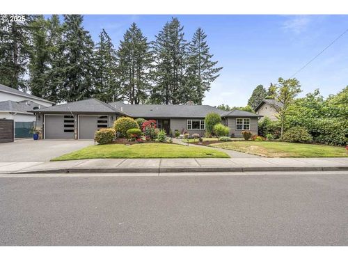 4235 Shoreline Dr N, Keizer, OR, 97303-5828 | Card Image