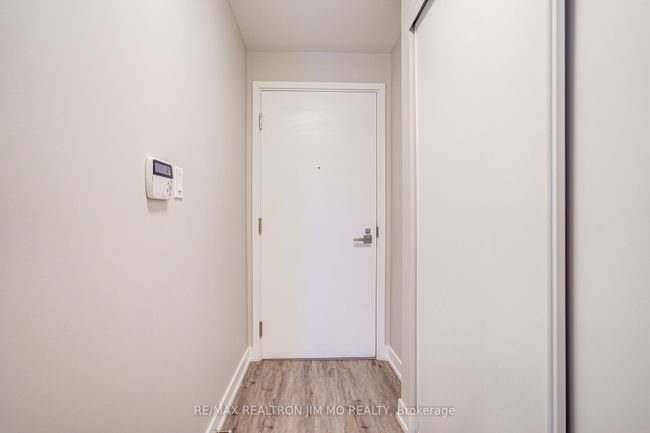 811 - 50 Ordnance St, Condo with 3 bedrooms, 2 bathrooms and 1 parking in Toronto ON | Image 9