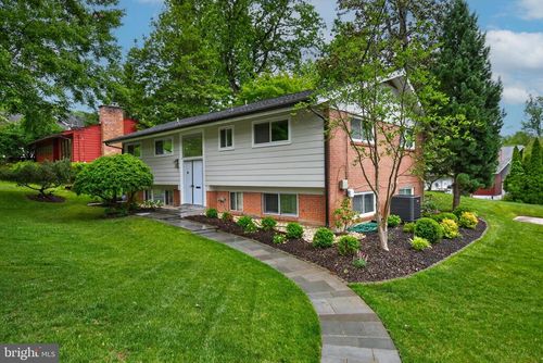 6501 Bannockburn Dr, BETHESDA, MD, 20817-5431 | Card Image