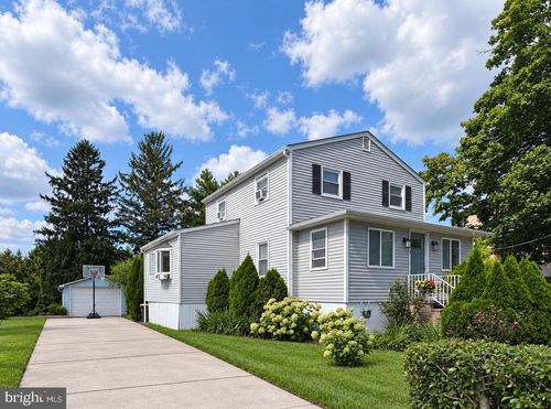17 Old New Rd, Monmouth Junction, NJ, 08852-2655 | Card Image