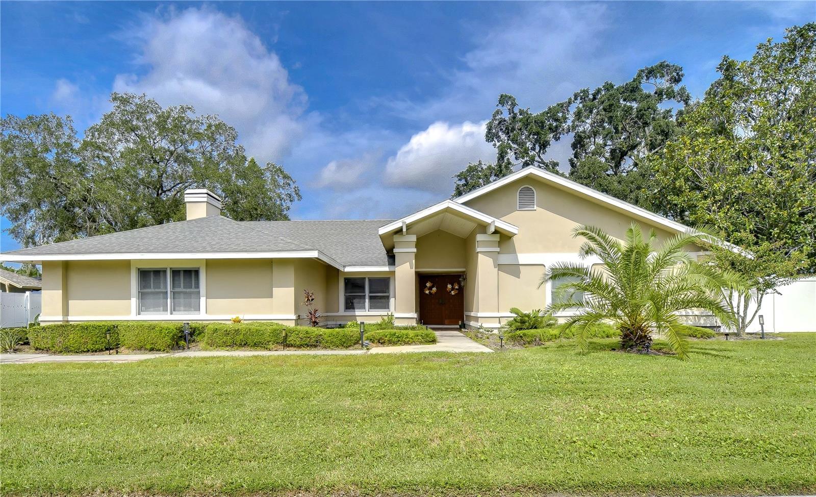 Diamond Head Dr, Tampa, FL 33624