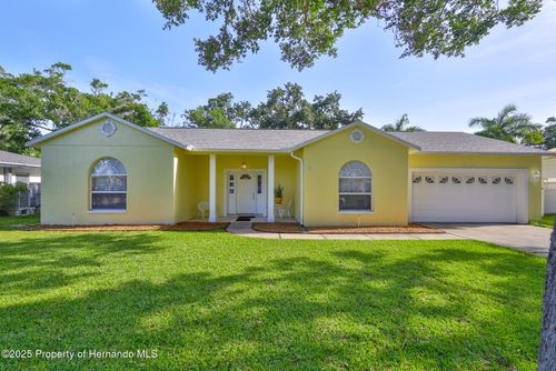 2224 Barbara Dr, Clearwater, FL, 33764-6505 | Card Image