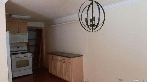 112-112 Skyline Dr, Coram, NY, 11727-4203 | Card Image