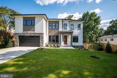 8023 Lewinsville Rd, MCLEAN, VA, 22102-2435 | Card Image