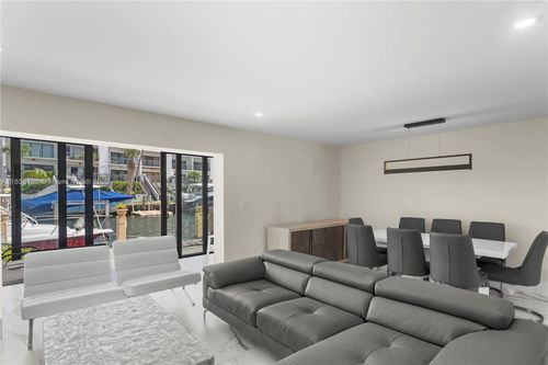 12-3973 Ne 167th St, North Miami Beach, FL, 33160-3548 | Card Image