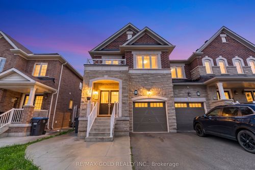 486 Queen Mary Dr, Brampton, ON, L7A4N3 | Card Image