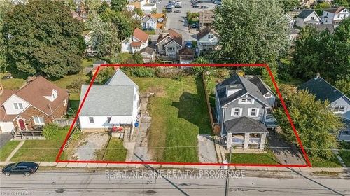 6437 Barker St, Niagara Falls, ON, L2G1Y6 | Card Image