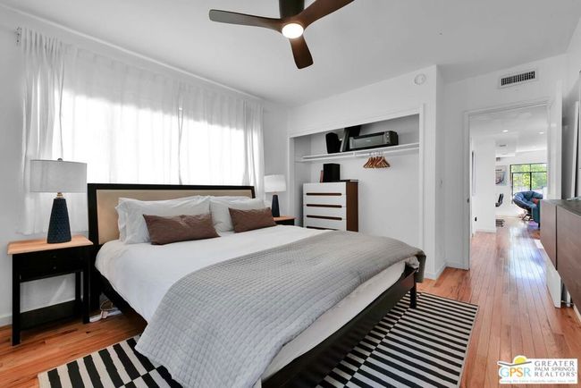 2 - 8319 Waring Ave, Condo with 2 bedrooms, 2 bathrooms and 1 parking in West Hollywood CA | Image 27