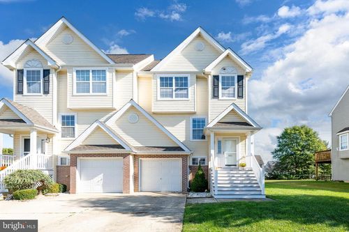 351 Paradee Dr, DOVER, DE, 19904-5679 | Card Image