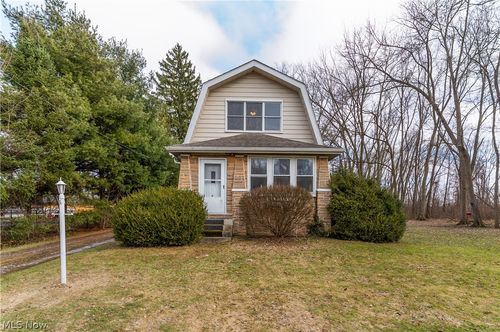 12277 South Ave, North Lima, OH, 44452-9528 | Card Image