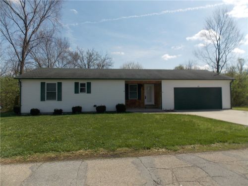 1368 Beach Dr, Medway, OH, 45341-1228 | Card Image