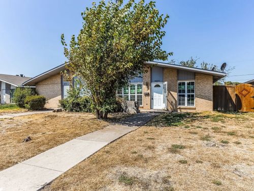 1735 R Ave, Plano, TX, 75074-6422 | Card Image