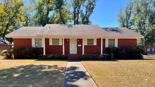 203 Pine Bluff St, Malvern, AR, 72104-4227 | Card Image