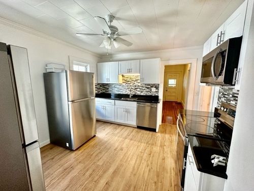 268-268 Willis Ave, Medford, MA, 02155-6324 | Card Image