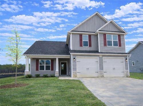 1724 Man O War Dr, Hope Mills, NC, 28348-4605 | Card Image