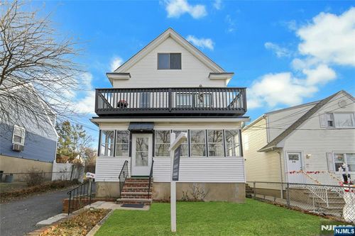 42 Lakeshore Dr, Prospect Park, NJ, 07508-1816 | Card Image