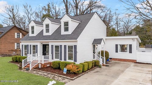 107 Hearthside Dr, Greenville, NC, 27834-6749 | Card Image