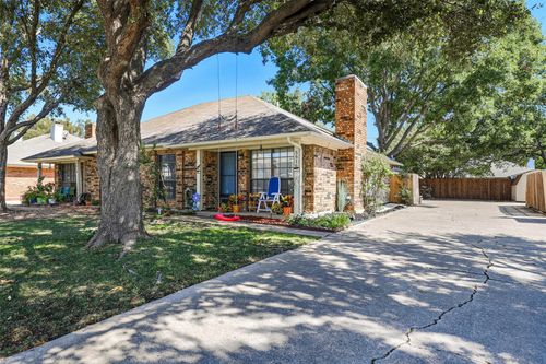 5616 Westchase Dr, North Richland Hills, TX, 76180-6552 | Card Image