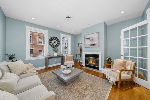 1-93 Baldwin St, Boston, MA, 02129-1423 | Card Image