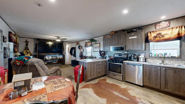 E15520 State Highway 82, House other with 3 bedrooms, 2 bathrooms and null parking in Hillsboro WI | Image 10