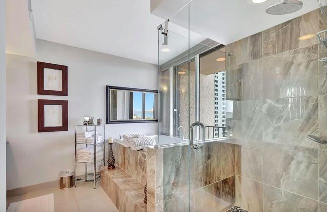 APT-1-905 - 4200 N Ocean Dr, Condo with 2 bedrooms, 2 bathrooms and null parking in Riviera Beach FL | Image 28