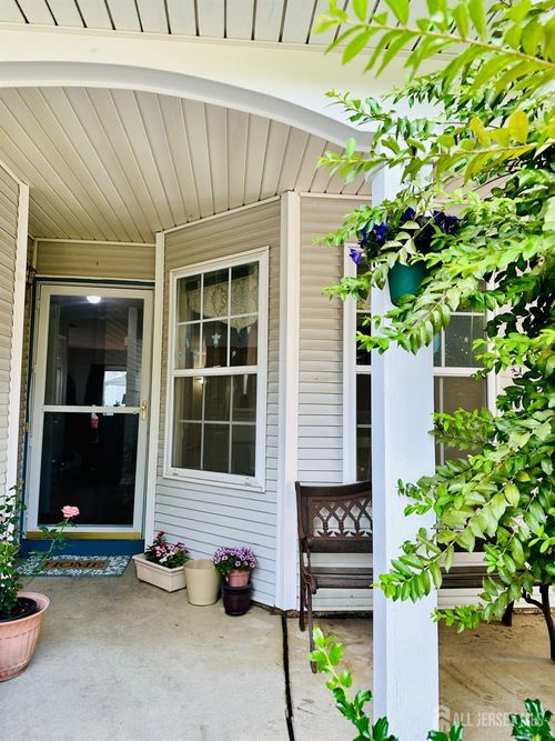 91 Heather Ct, Monmouth Junction, NJ, 08852-2660 | Card Image
