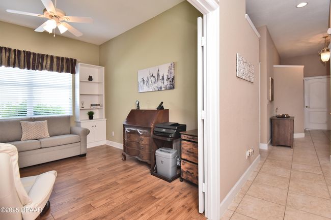 Bed 2 to hallway | Image 18