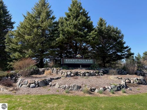 Unit 44 Golf Meadows Dr, Bellaire, MI, 49615 | Card Image