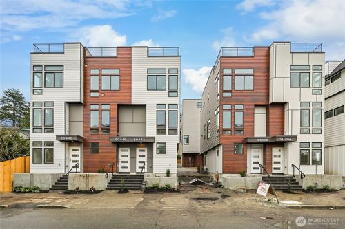 c-5044 Sand Point Pl Ne, Seattle, WA, 98105-2912 | Card Image