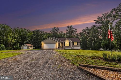 670 Rocky Hollow Rd, BENTONVILLE, VA, 22610-2141 | Card Image