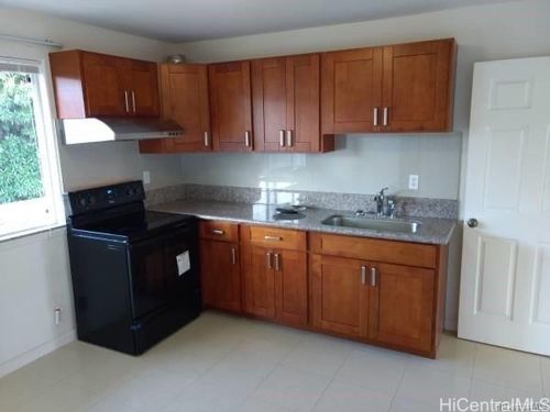 3237 Charles St, Honolulu, HI, 96816-1213 | Card Image
