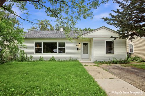 422 E Oak St, Mundelein, IL, 60060-2981 | Card Image