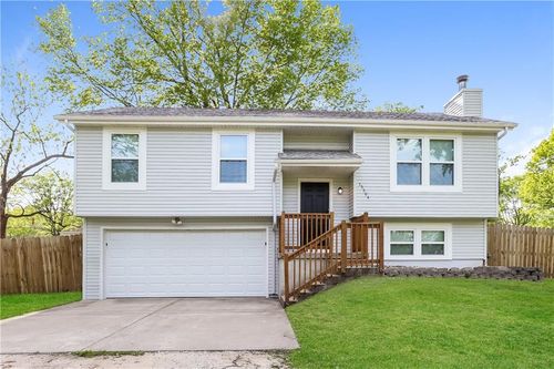 15504 Vicie Ave, Belton, MO, 64012-1419 | Card Image