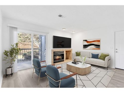 j108-2575 S Syracuse Way, Denver, CO, 80231-3840 | Card Image