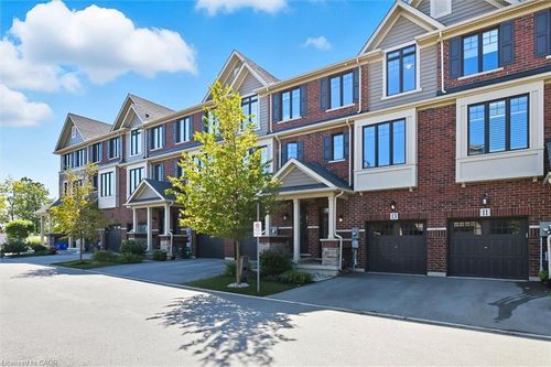 13 Pierre Trudeau Lane, Grimsby, ON, L3M0H3 | Card Image