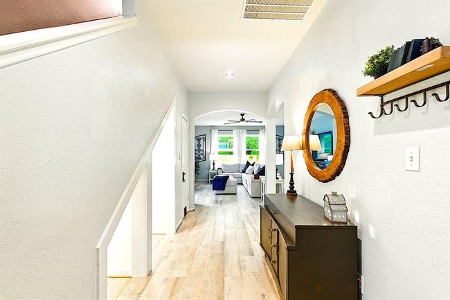 16611 River Wood Ct, House other with 5 bedrooms, 3 bathrooms and 3 parking in Crosby TX | Image 6