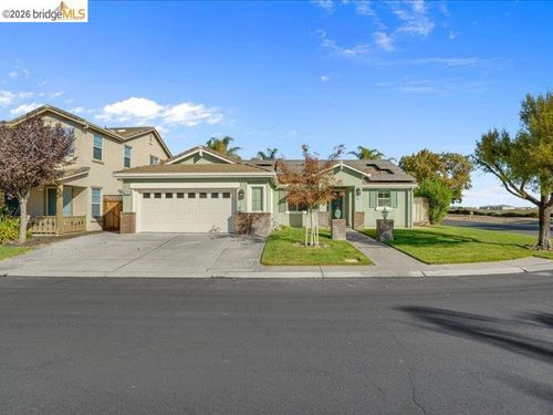 6481 Green Castle Cir, Discovery Bay, CA, 94505-2633 | Card Image