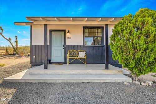 180 Geronimo Trl, Yucca Valley, CA, 92284-1491 | Card Image