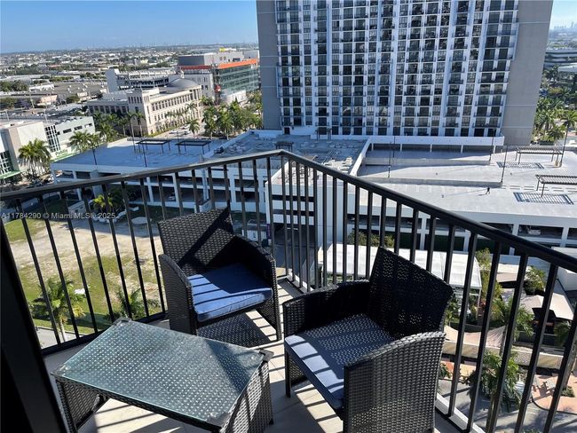 APT-1205 - 5300 Nw 85 Th Ave, Condo with 1 bedrooms, 1 bathrooms and null parking in Doral FL | Image 9