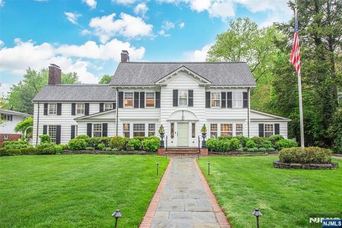 412 Ridgewood Ave, Glen Ridge, NJ, 07028-1618 | Card Image