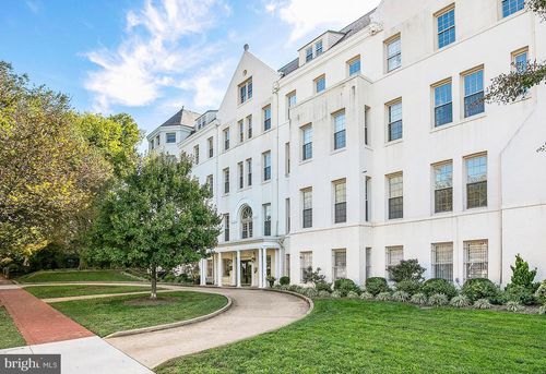apt-110-101 N Carolina Ave Se, WASHINGTON, DC, 20003-1842 | Card Image