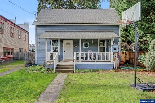 213 Mill St, Silverton, OR, 97381-1840 | Card Image