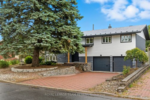 1856 Playfair Dr, Ottawa, ON, K1H5S1 | Card Image