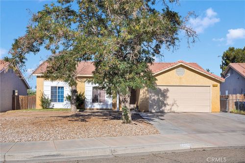 14753 Kimberly St, Adelanto, CA, 92301-3872 | Card Image