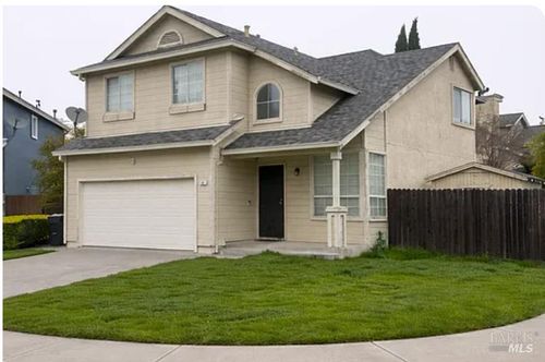 201 Yarrow Ct, Suisun City, CA, 94585-6302 | Card Image