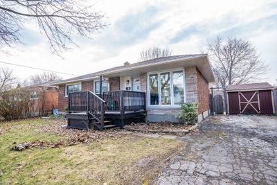 203 Mcnay St, House other with 3 bedrooms, 2 bathrooms and 8 parking in London ON | Image 2